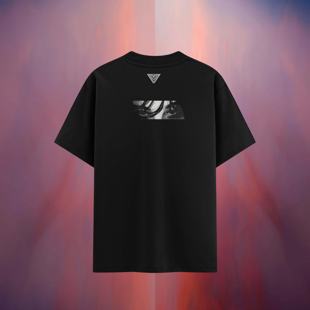 Dolce Vio "Intense Gaze" Black Graphic T-Shirt