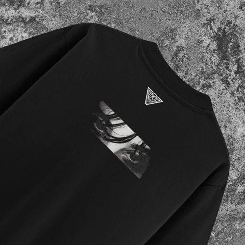 Delca Vio "Intense Gaze" Black Graphic T-Shirt